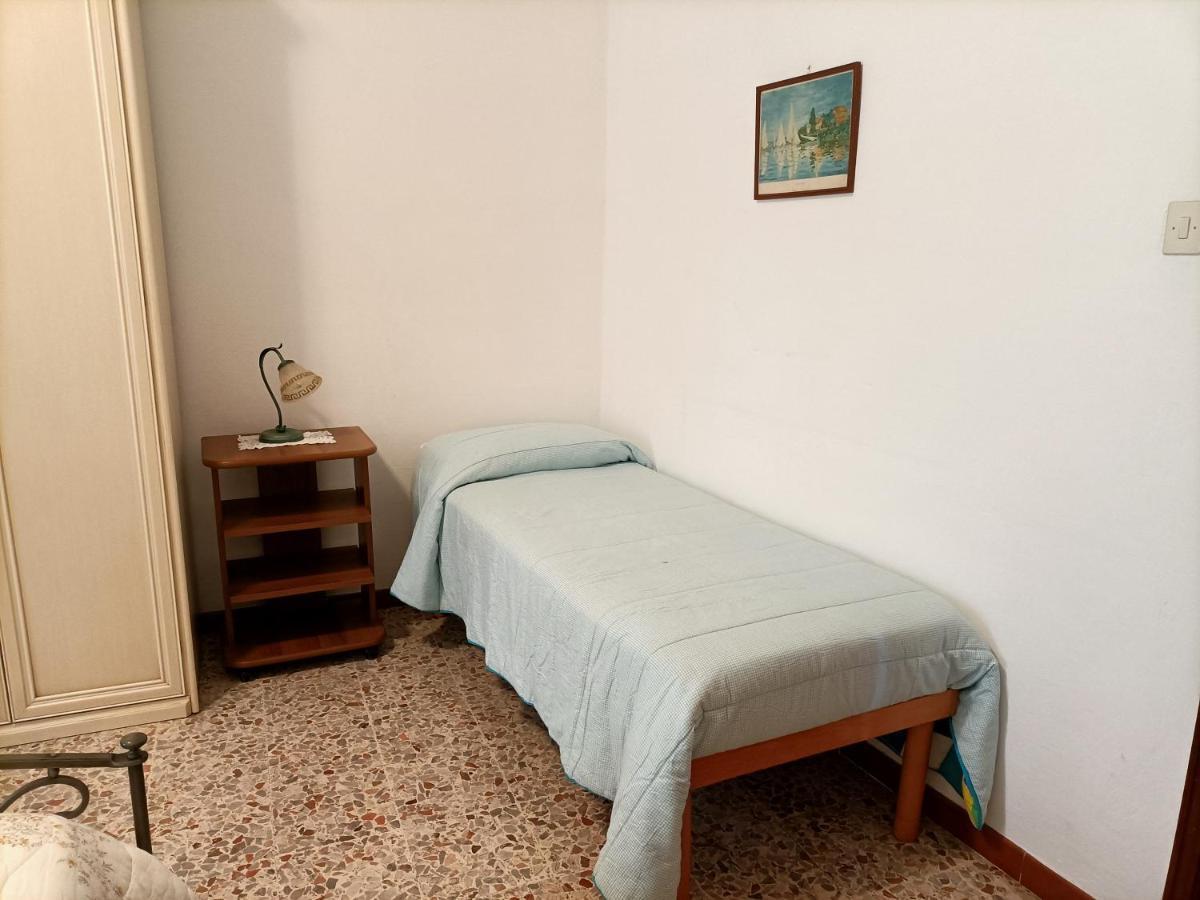 Antica Casa Ceccardi Apartamento Livorno Exterior foto